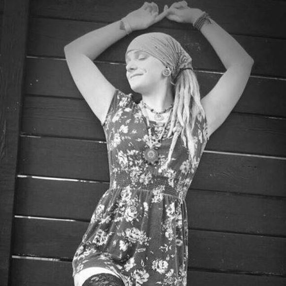 Meet your Posher, Kaylee - Picture 1 of 1